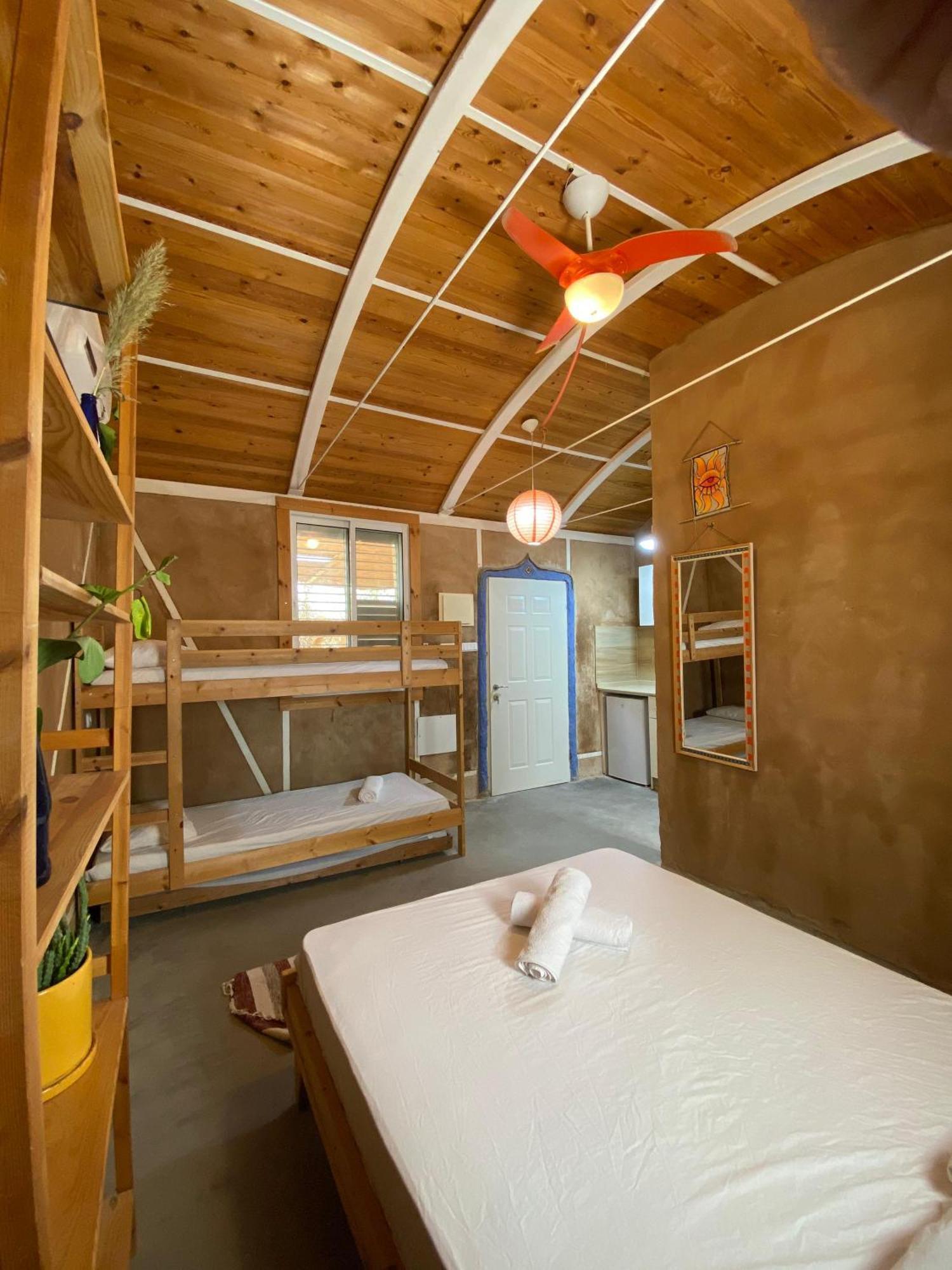 Kibbutz Lotan Eco-Campus Hotell Exteriör bild